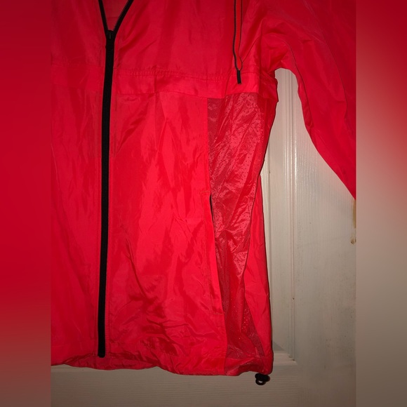 Under Armor fitted unisex heatgear windbreaker - Picture 4 of 8